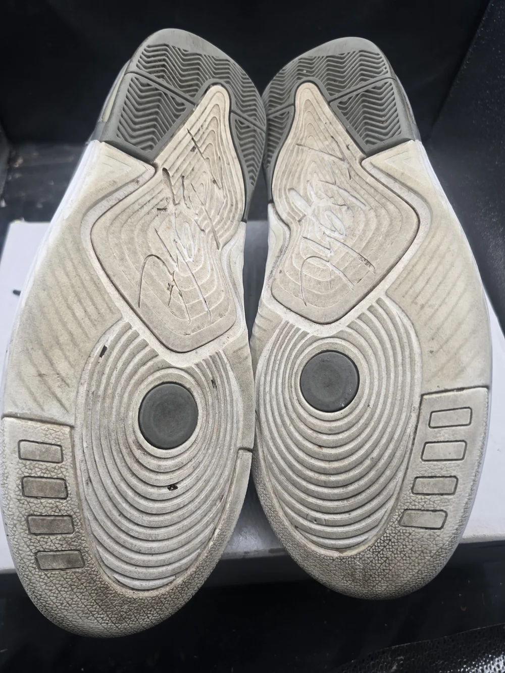 Jordan Men's Grey Low-Top‎ Sneakers